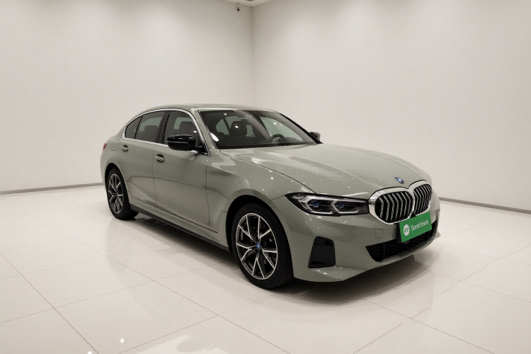 宝马i3 2022款 eDrive 35 L车身外观3