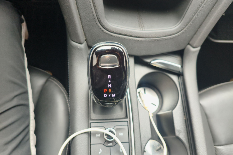 凯迪拉克XT5 2022款 2.0T 四驱豪华型（蜂鸟版）局部细节18