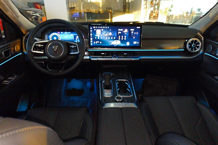 坦克400新能源 2024款 Hi4-T 城市版中控内饰7002