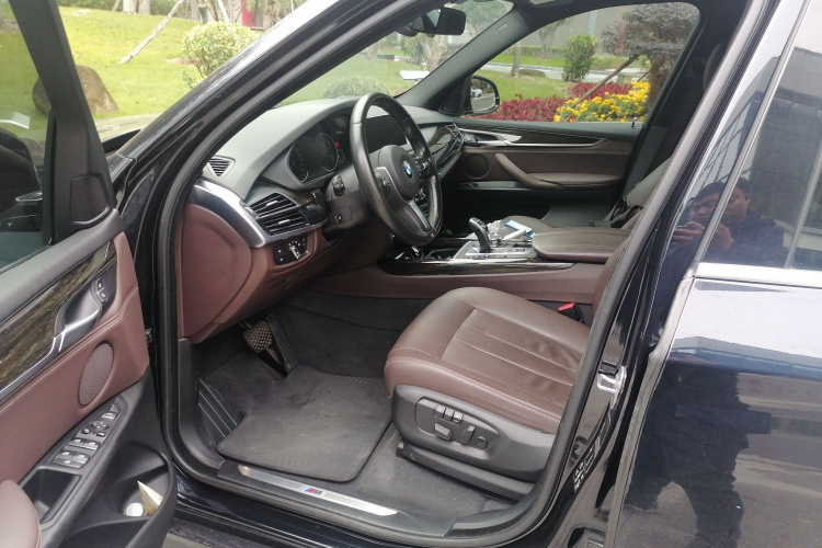 宝马X5(进口) 2018款 xDrive35i M运动型中控内饰7003