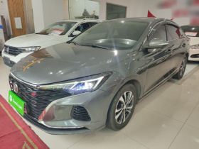 长安 逸动 2021款 PLUS 蓝鲸NE 1.4T GDI DCT尊贵型