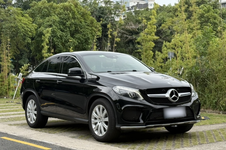 奔驰GLE轿跑 2015款 GLE 320 4MATIC 轿跑SUV车身外观6010