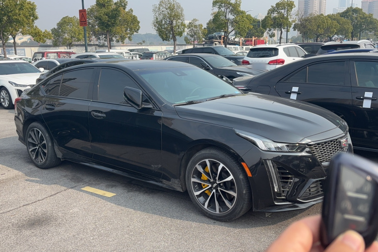 凯迪拉克CT5 2022款 28T 尊贵型车身外观6002