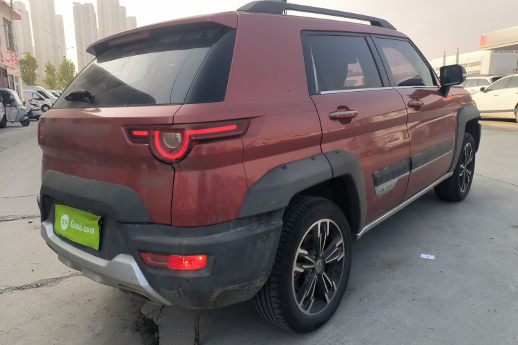 北京BJ20 2016款 1.5T CVT豪华型车身外观7