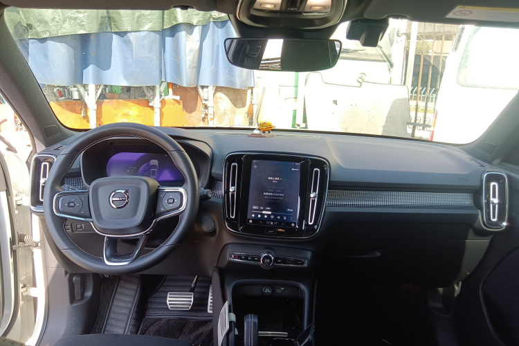 沃尔沃XC40新能源 2021款 P8 纯电 四驱智雅运动版中控内饰7002