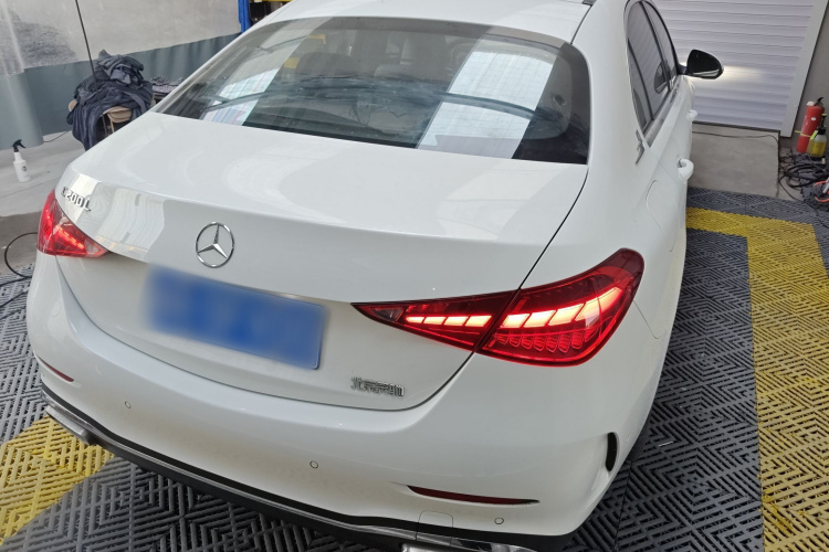 奔驰C级 2022款 C 200 L 运动版车身外观6