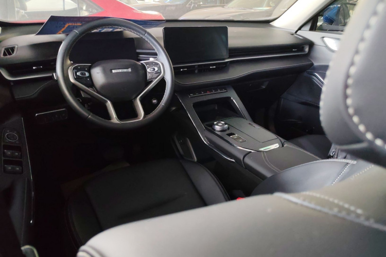 哈弗H6 2021款 第三代 1.5T 自动两驱Pro中控内饰7002