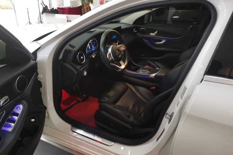 奔驰C级 2020款 改款 C 200 L 时尚型运动版中控内饰20