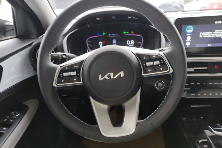 起亚K3 2024款 1.5L CVT豪华智享版中控内饰13