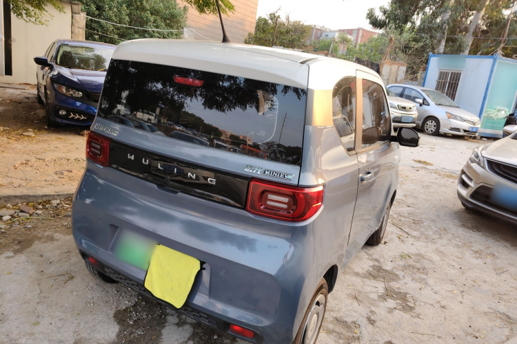 五菱汽车 宏光MINIEV 2022款 马卡龙臻享款 磷酸铁锂车身外观7