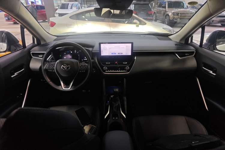 丰田 锋兰达 2023款 2.0L 智能电混双擎 尊贵版中控内饰12