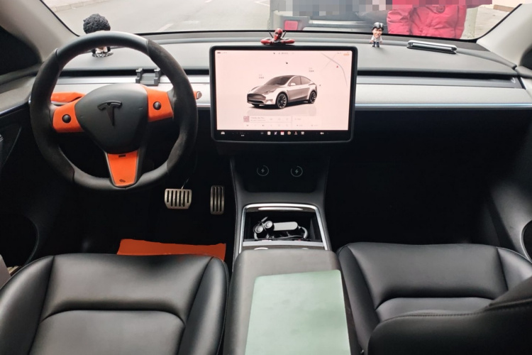 特斯拉 Model Y 2024款 后轮驱动版中控内饰12