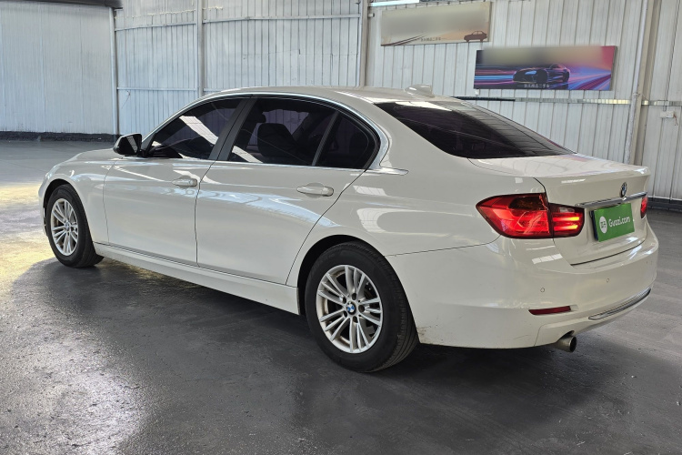 宝马3系 2015款 320Li 超悦版时尚型车身外观6005