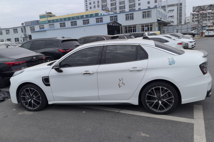 领克03新能源 2019款 1.5T PHEV Pro车身外观4