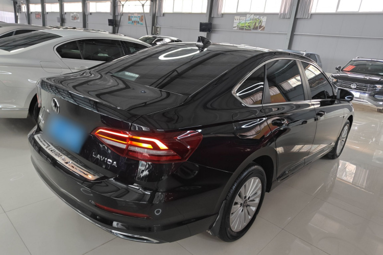 大众 朗逸 2021款 1.5L 自动视野版车身外观7