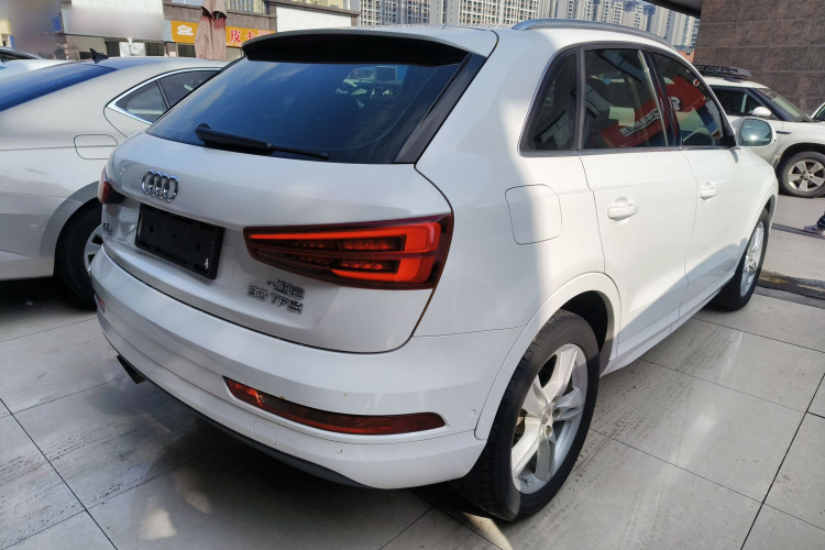 奥迪Q3 2016款 30 TFSI 风尚型车身外观6005