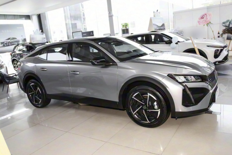 标致408X 2025款 RS车身外观6003