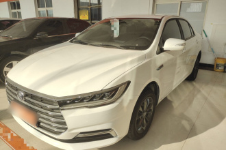 比亚迪 秦 2019款 1.5L 自动豪华型