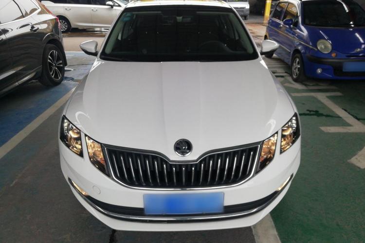 斯柯达 明锐 2020款 1.5L 自动智行豪华版车身外观6001