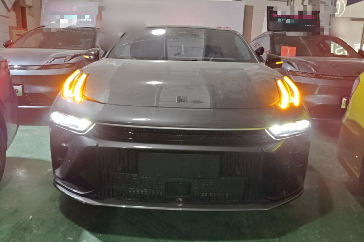 领克03 2023款 2.0TD DCT劲Pro车身外观2