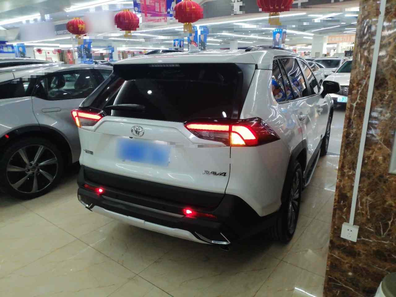 丰田 RAV4荣放 2023款 2.0L CVT两驱风尚版(5)