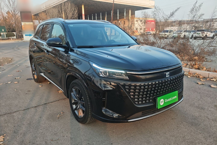 蓝电E5 2023款 1.5L DE-i 100KM畅享型 5座车身外观3