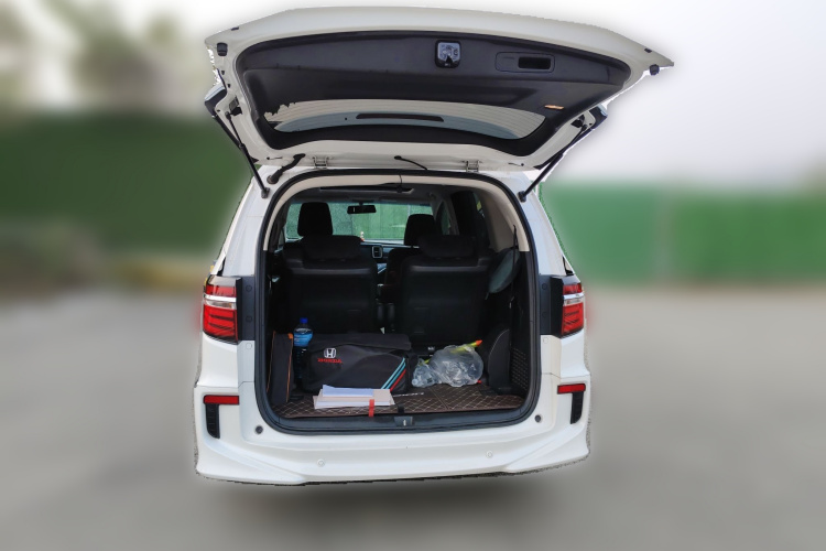 本田 艾力绅 2016款 2.4L 经典版局部细节23