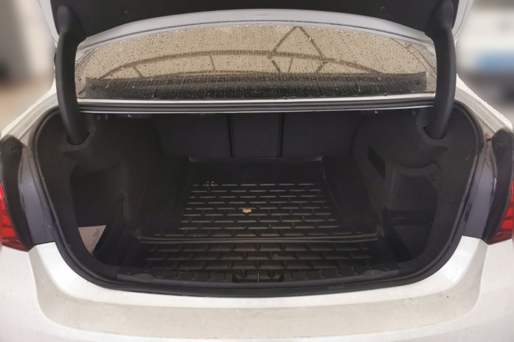 宝马3系 2016款 320Li 时尚型局部细节23