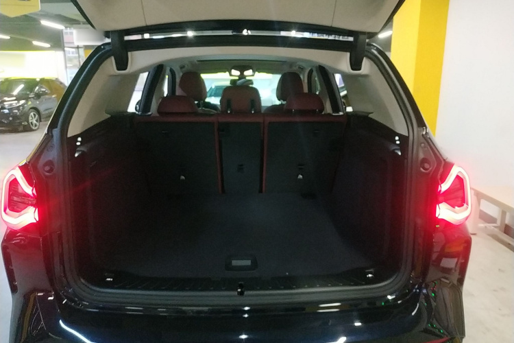 宝马iX3 2024款 领先型局部细节23