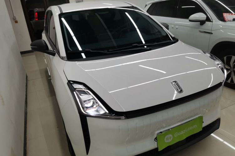 奔腾NAT 2022款 悦享出行 换电版 100kW 401km车身外观3