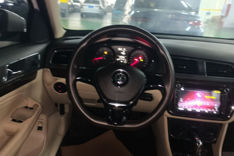 大众 朗逸 2015款 230TSI DSG舒适版局部细节13