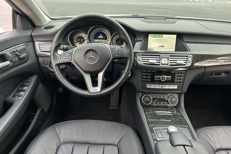 奔驰CLS 2012款 CLS 300 CGI中控内饰7004
