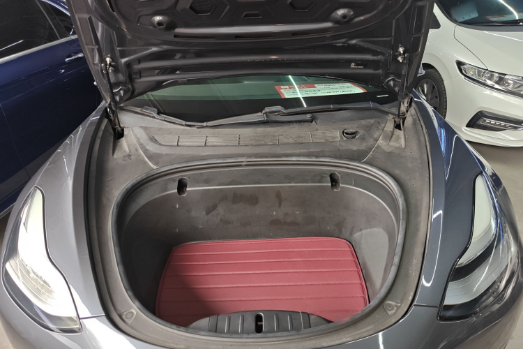 特斯拉 Model 3 2019款 标准续航后驱升级版局部细节24