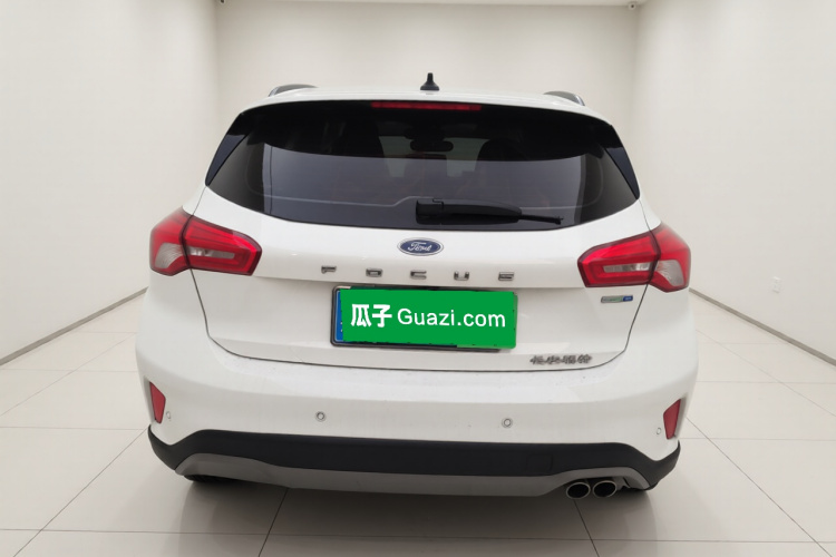 福特 福克斯Active 2020款 EcoBoost 180 自动劲耀型车身外观6