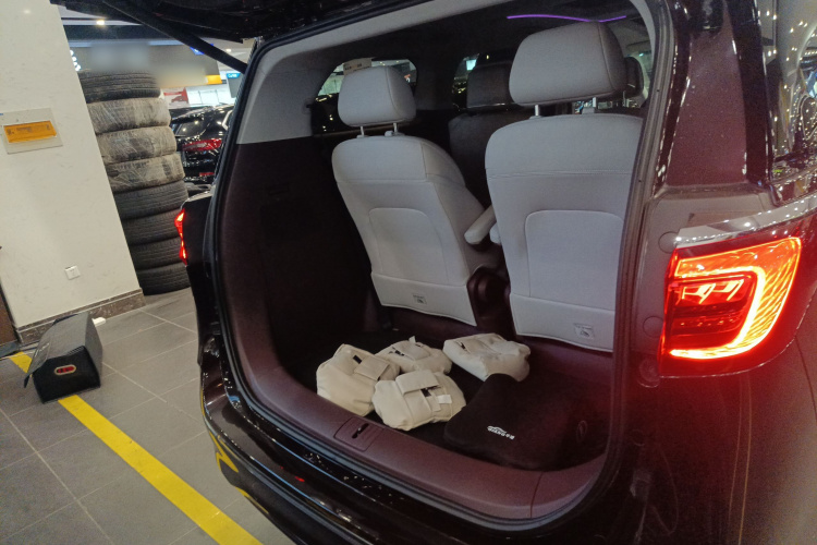 别克GL8 2022款 Avenir艾维亚 六座贤礼版局部细节23