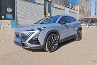 长安UNI-T 2022款 1.5T 尊贵型