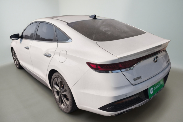 现代 菲斯塔 2019款 280TGDi 智速版 国V车身外观5