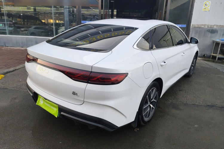 比亚迪 秦L 2024款 DM-i 120KM领先型车身外观7