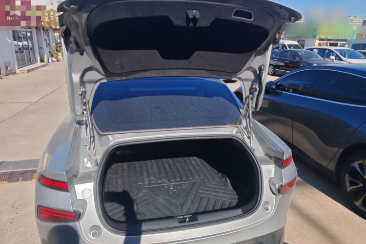 小鹏P7 2022款 480E局部细节23