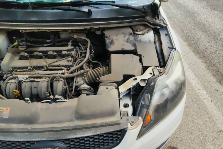 福特 福克斯 2013款 两厢经典 1.8L 自动基本型局部细节9007