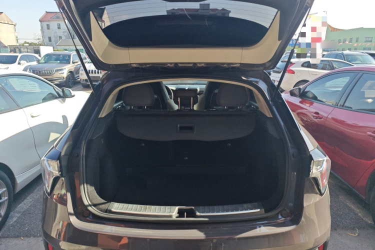 领克02 2019款 高能版 2.0T 自动两驱耀Pro版 国VI局部细节23