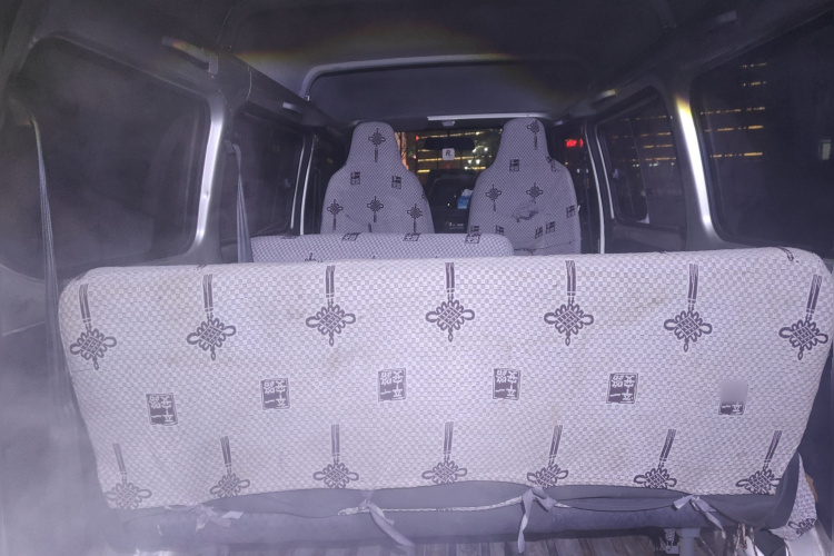 五菱汽车 五菱之光 2013款 1.0L 实用型中控内饰23