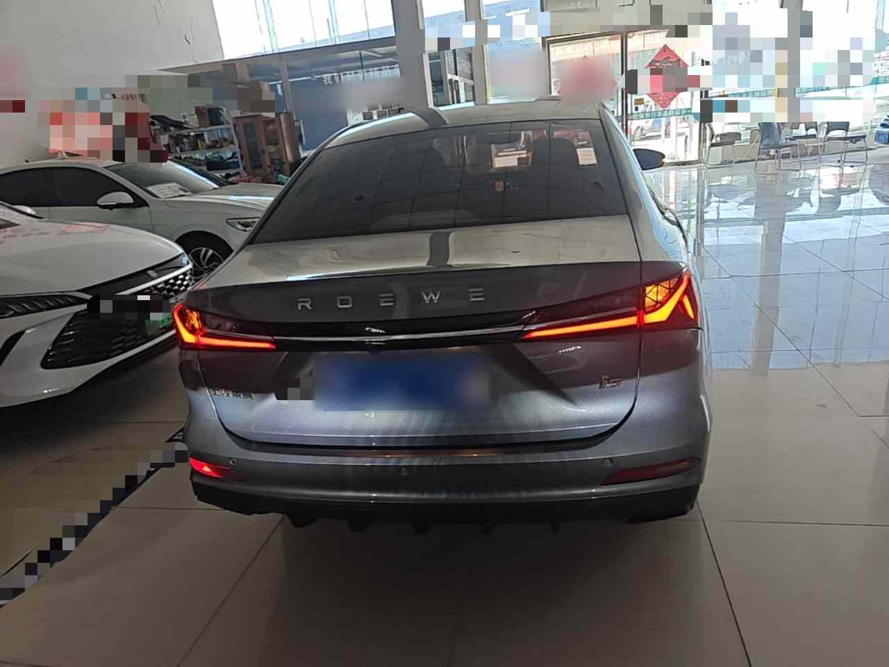 荣威i5 2023款 1.5L 手动舒享版(3)