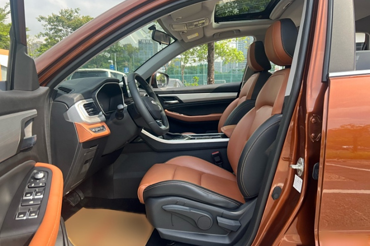 吉利汽车 远景X6 2020款 1.4T CVT尊贵型中控内饰7003