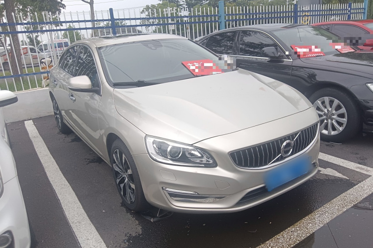 沃尔沃S60 2018款 S60L T3 智进进取版车身外观6002