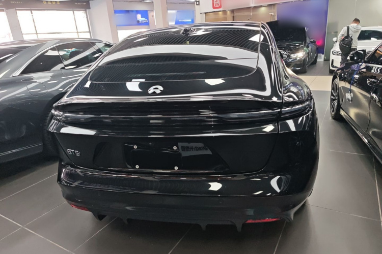 蔚来ET5 2024款 75kWh车身外观6