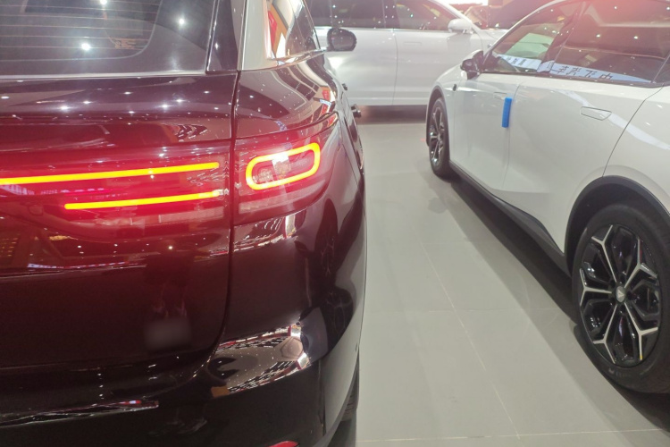 零跑汽车 零跑C11 2023款 增程 285智享版车身外观6006