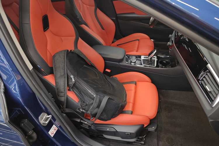 宝马1系 2023款 125i M运动曜夜版局部细节41