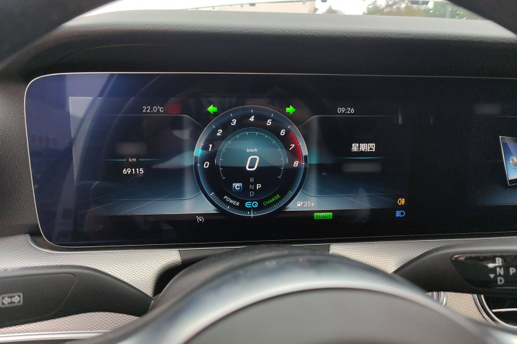 奔驰E级(进口) 2019款 E 260 运动版局部细节14