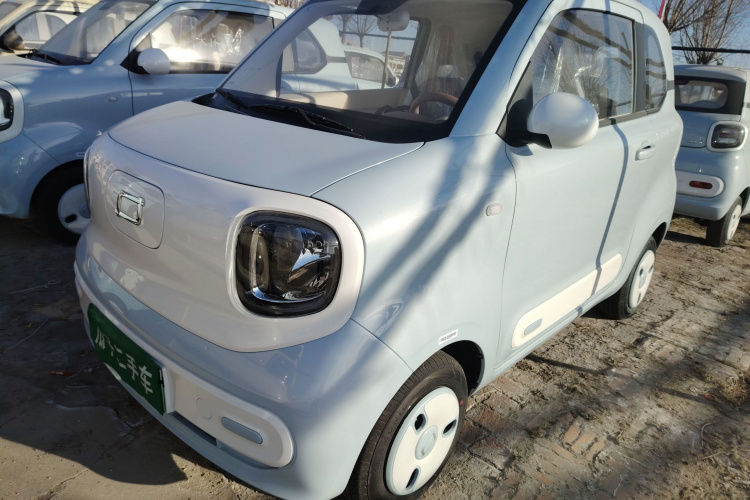 奔腾小马 2026款 222km 萌趣马 Plus车身外观1